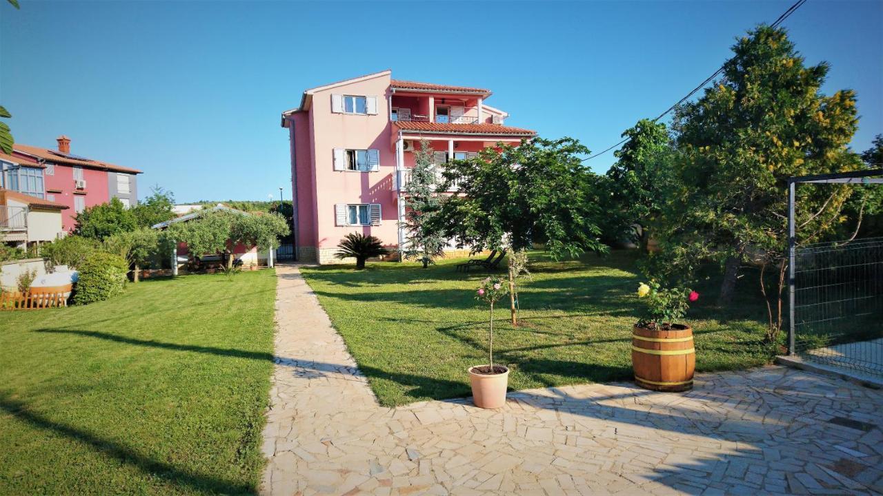 Apartments Volme Banjole Εξωτερικό φωτογραφία